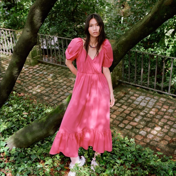 ZARA | NWT FUCHSIA PUFF SLEEVES MIDI DRESS BLOGGERS FAVORITE - Picture 6 of 10